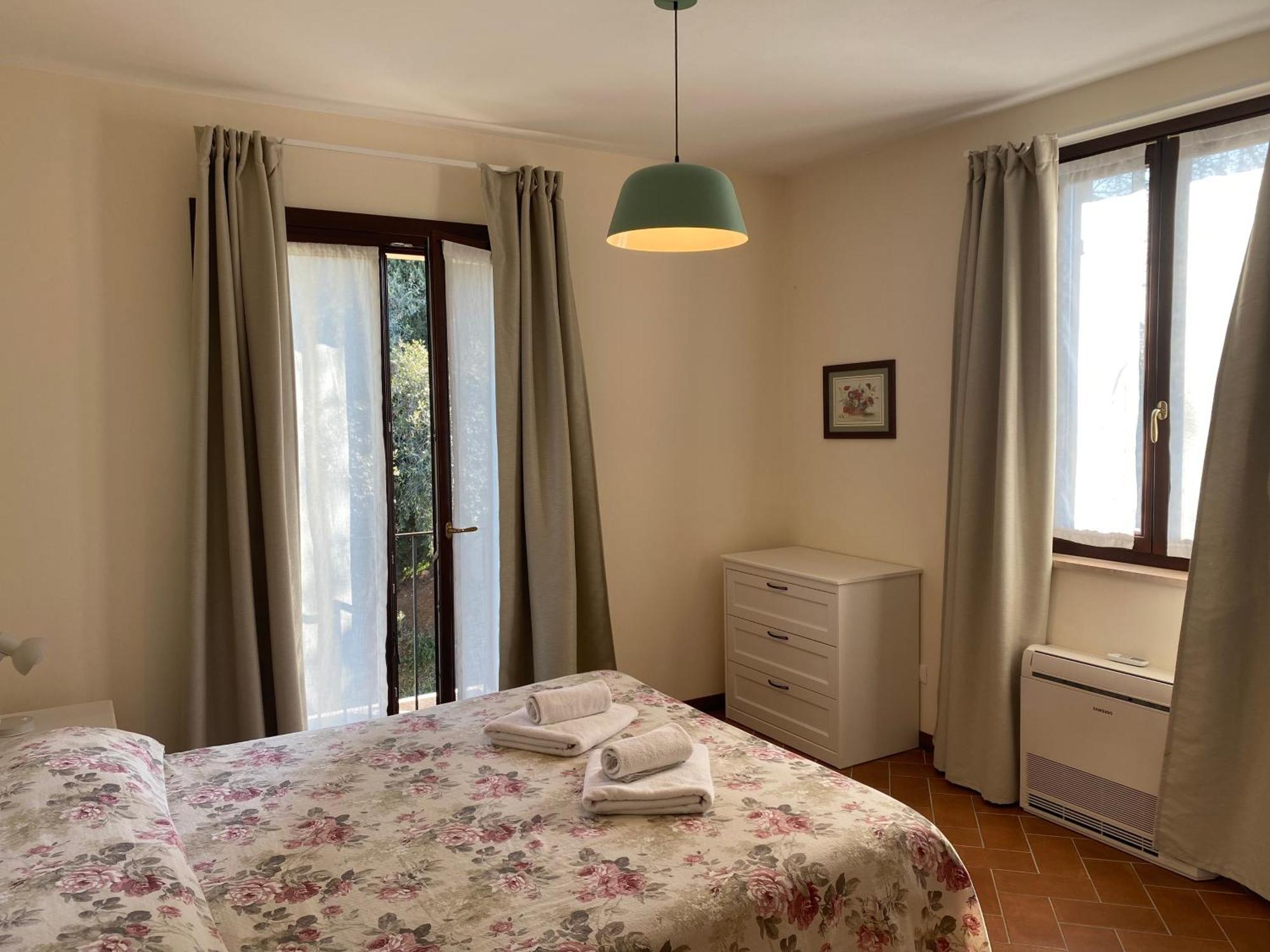 Residenza Cipressi E Olivi Apartment Verona Luaran gambar