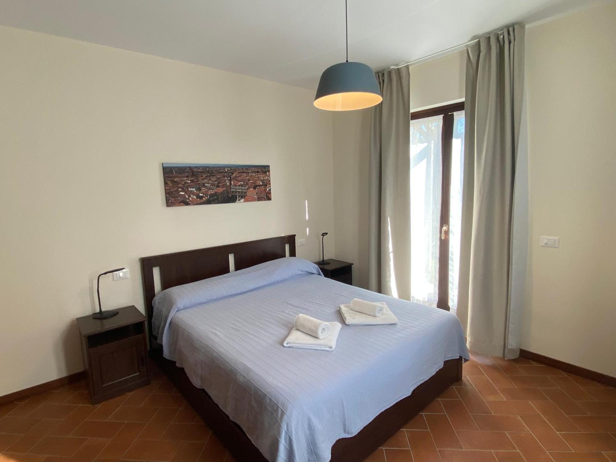 Residenza Cipressi E Olivi Apartment Verona Luaran gambar