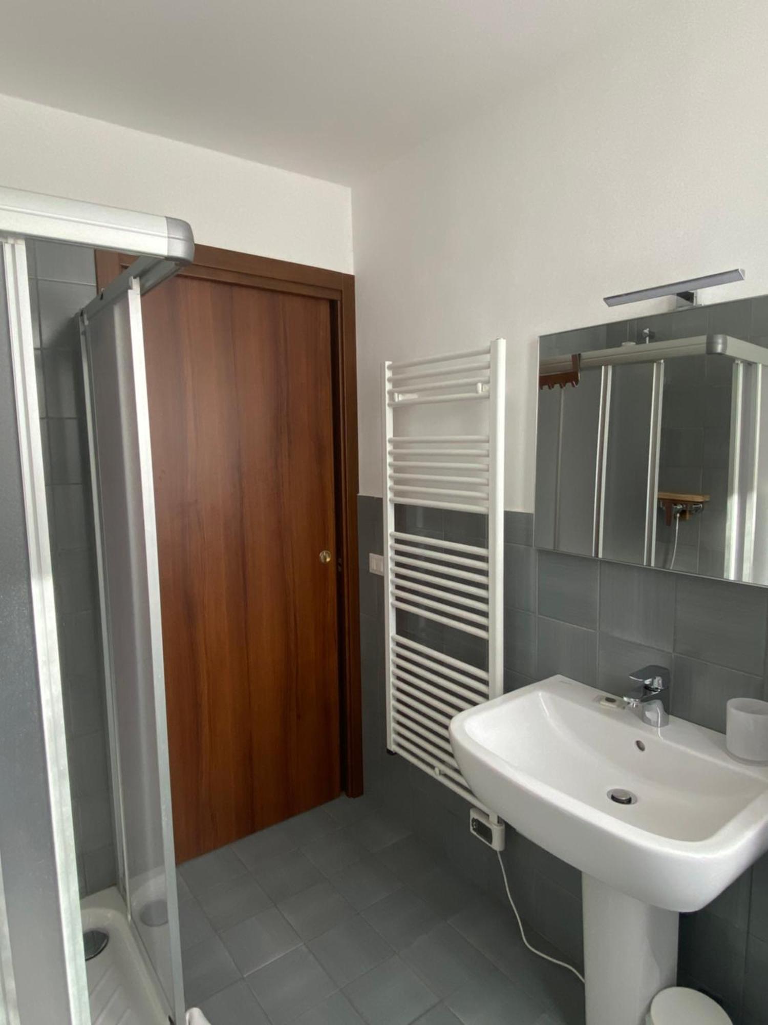 Residenza Cipressi E Olivi Apartment Verona Luaran gambar